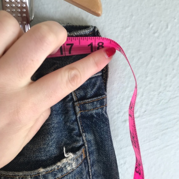 KORAL: Cropped Relaxed Skinny Jeans - Picture 8 of 8